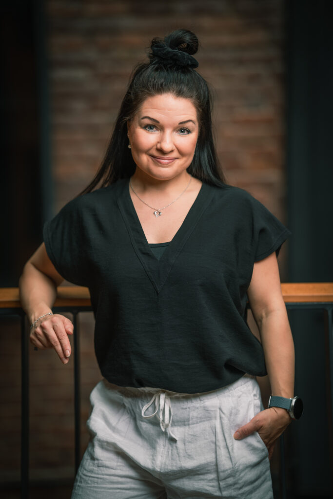 Bisnestakomo yritysvalmentaja Heini Väisänen